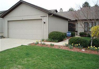 1st image of 12260 Woodside Ct #F-19