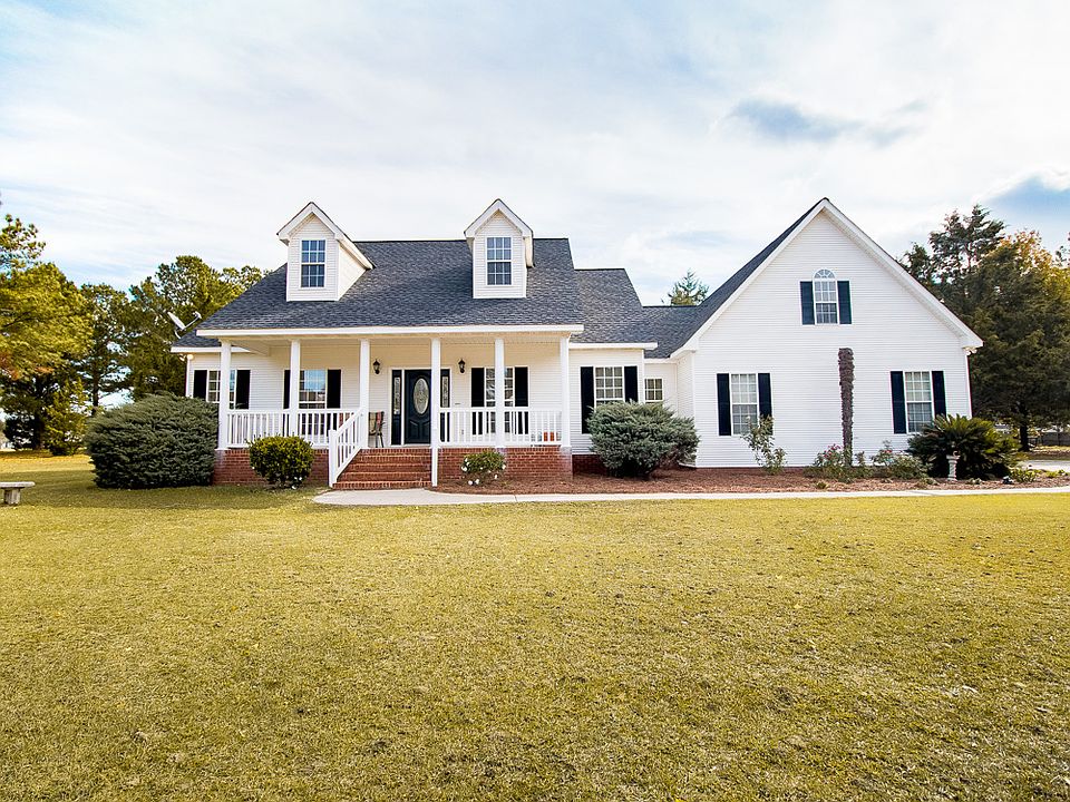 1st image of 111 Clover Hill Dr
