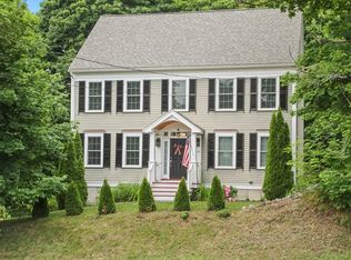 189 Main St, Amesbury, MA 01913