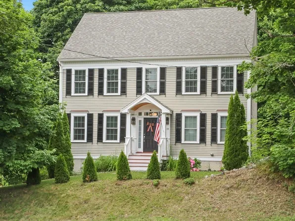 189 Main St, Amesbury, MA 01913