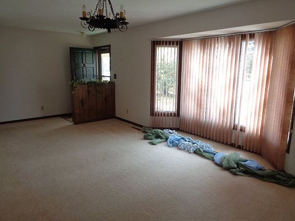 4th image of 716 N Leonard St