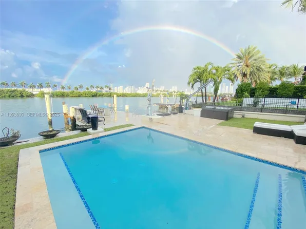 224 S Coconut Ln, Miami Beach, FL 33139