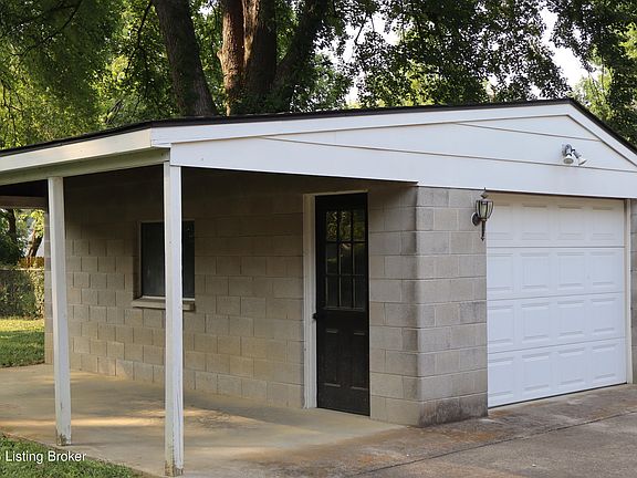 4th image of 4832 S 6th St