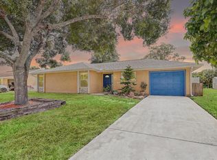 1612 SE Cascella Ct, Port Saint Lucie, FL 34952