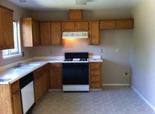 528 Bennett Dr, Patterson, CA 95363