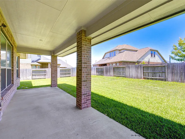 2415 Flowering Brook Ln — Photo 34