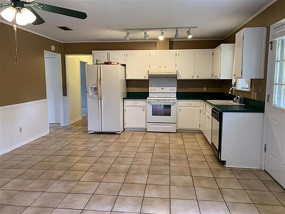 4th image of 2152 Faulk Dr