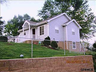 3rd image of 6221 S 33rd Ave