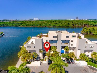 442 Poinciana Dr #1614, North Miami Beach, FL, 33160