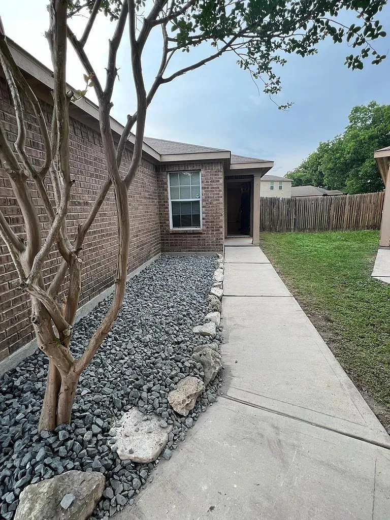 Building Photo - 6134 Luckey Run