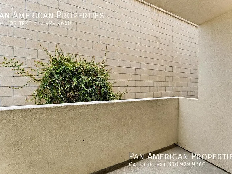 1031 S Montebello Blvd #A — Photo 14