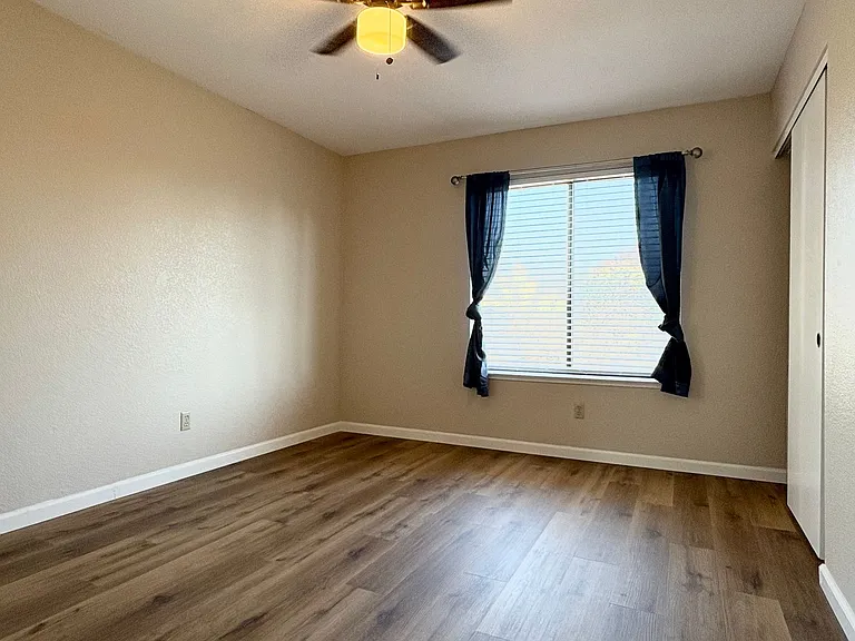 720 Winding Creek Ter — Photo 15