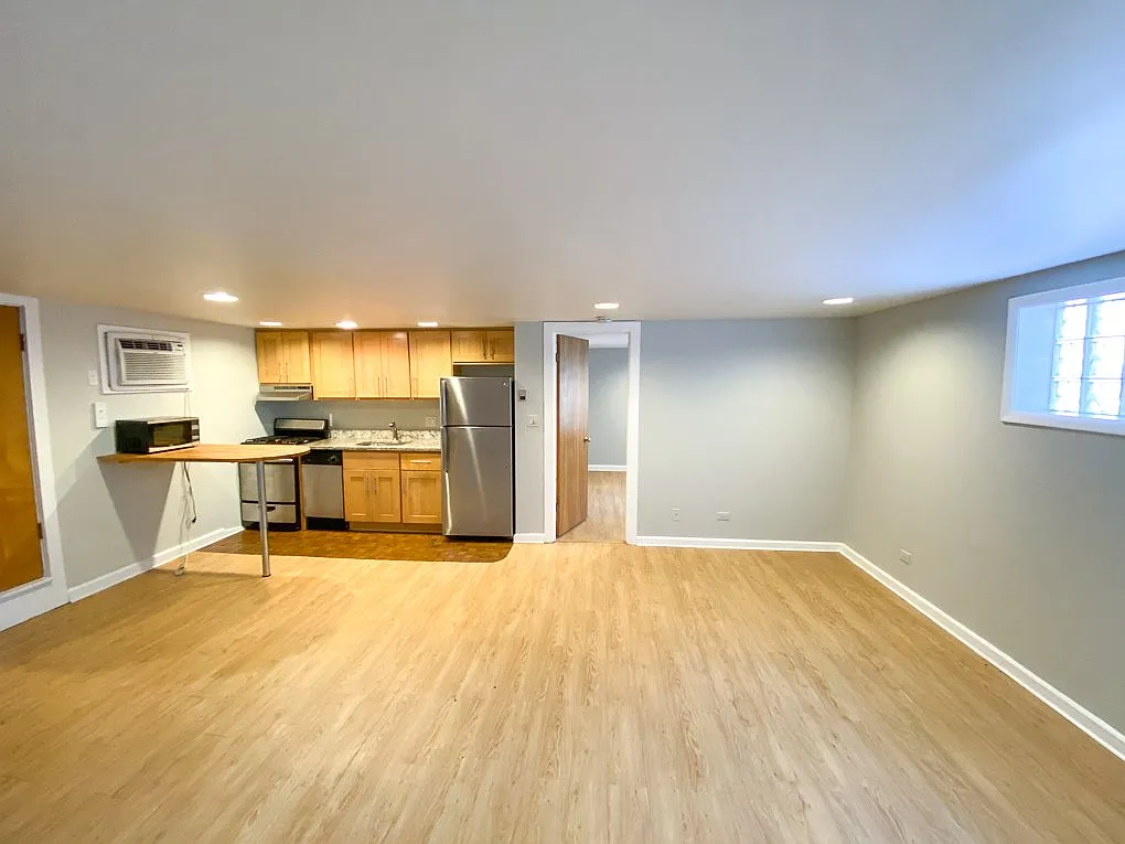 1846 N. Orleans St. — Photo 2