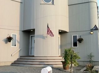 310 Colonel John Gardner Rd, Narragansett, RI 02882