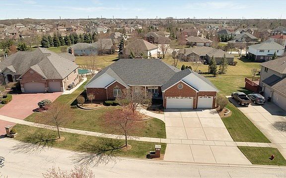 FRONT AERIAL VIEW