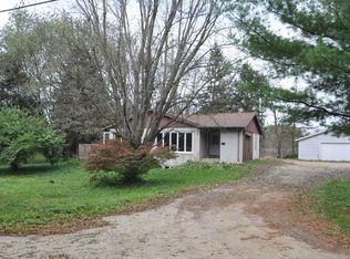 W312S5415 Dable Rd, Mukwonago, WI 53149