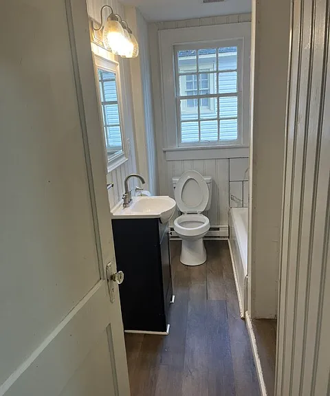 1219 10th St NE #1219 — Photo 6