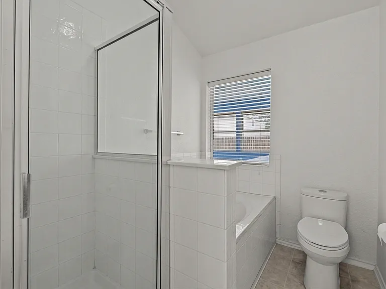 6623 Kirk Ln — Photo 10