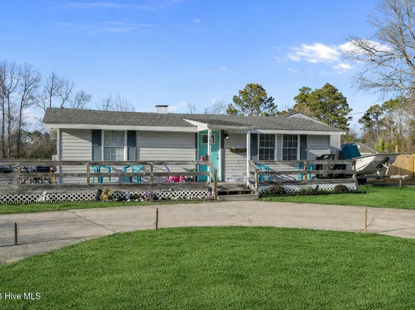 1768 Highway 24, Newport, NC 28570