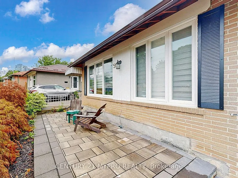 56 Bailey Cres #BASEMENT — Photo 23