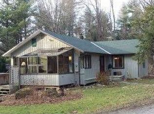 120 Peeper Pond Ln, Shelburne, VT 05482