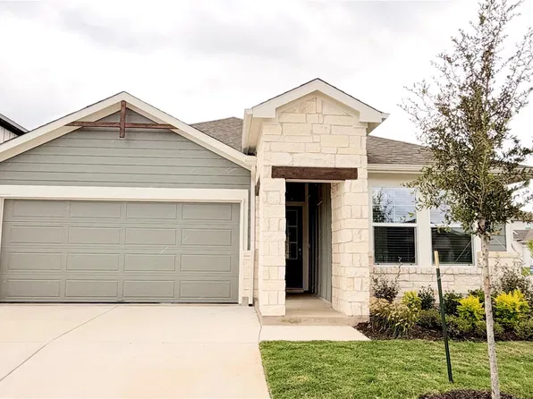 807 Universal Dr, Hutto, TX 78634