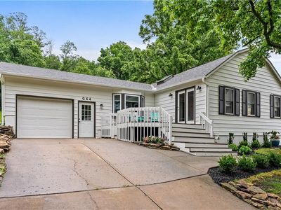 44 G St, Lees Summit, MO, 64086