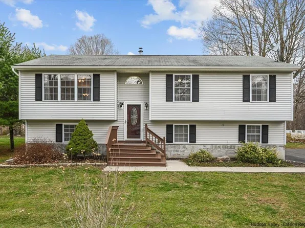 607 N Elting Corners, Highland, NY 12528