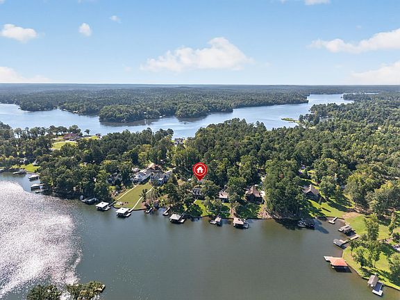 2nd image of 1094 Crooked Creek Rd