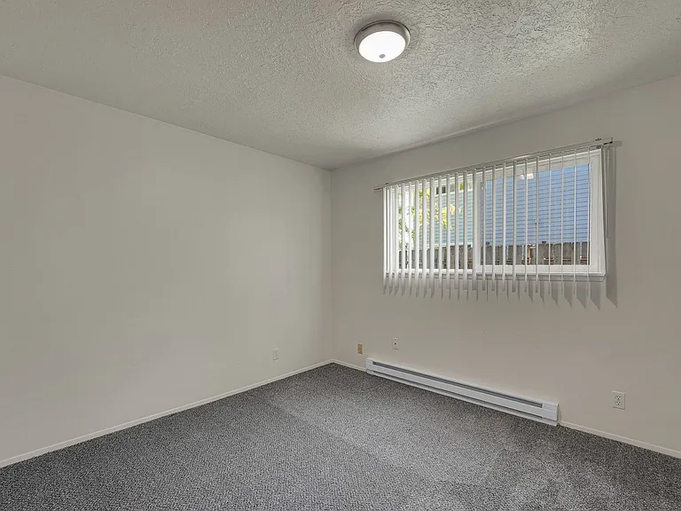 1038 NE 21st Ave — Photo 8