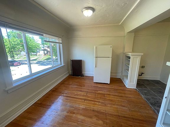 2nd image of 1808-1814 W Atkinson Ave #3