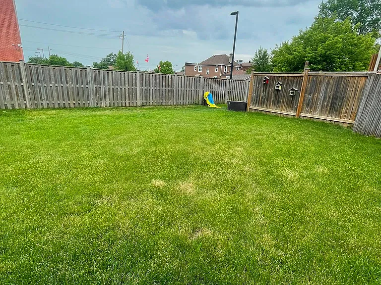 100 Brownleigh Ave #256 — Photo 20