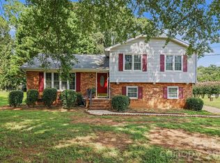 834 Applegate Ct, Gastonia, NC 28054