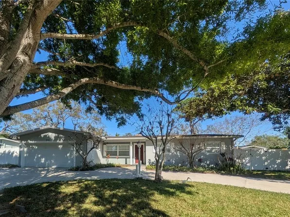 5041 Myrtle Ln, Saint Petersburg, FL 33708