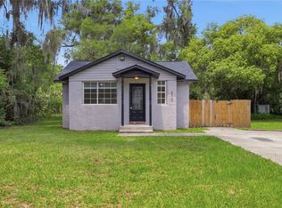 210 Winslow Ave, Deland, FL 32724