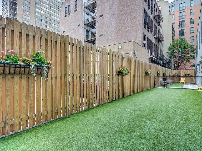 Our enclosed pet park for those quick trips outside