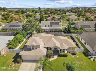 834 Woodbine Dr, Merritt Island, FL 32952