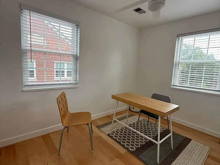 2111 N Scott St #62 — Photo 13