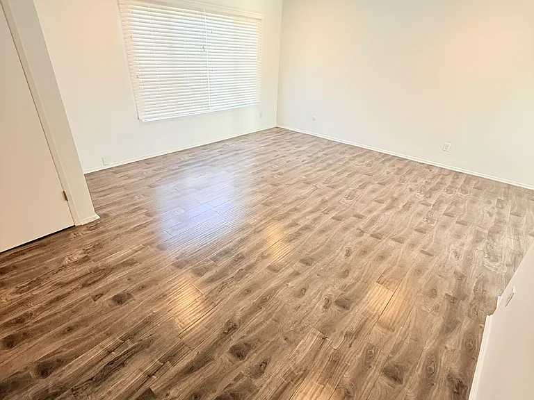1226 N Fuller Ave #22 — Photo 10