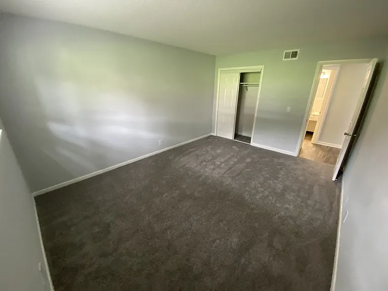 C102 Hickory Hill Ln #C102 — Photo 18