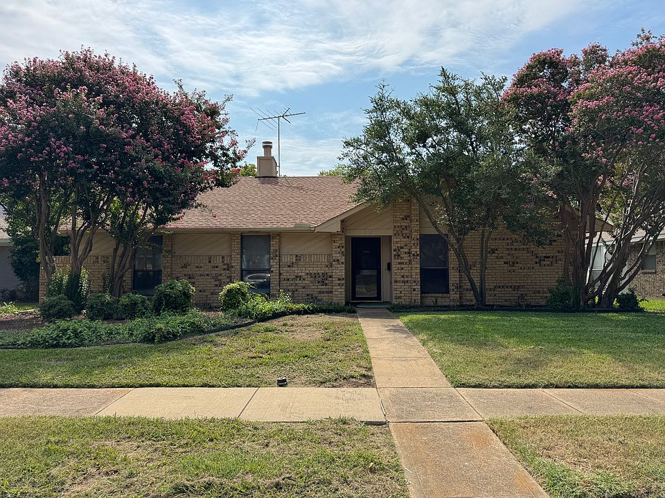 1st image of 718 Torrance Dr