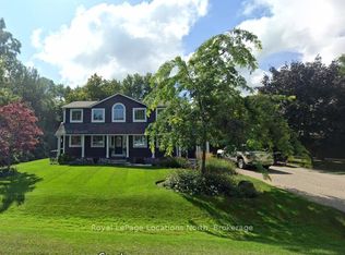 110 Liisas Ln, The Blue Mountains, ON L9Y 0M3