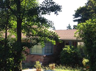 10310 15th Ave NE, Seattle, WA 98125