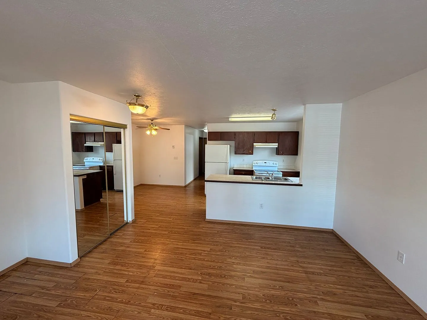 6105 North Regal Street — Photo 1