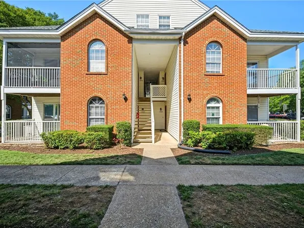 1368 Ivywood Rd, Virginia Beach, VA 23453