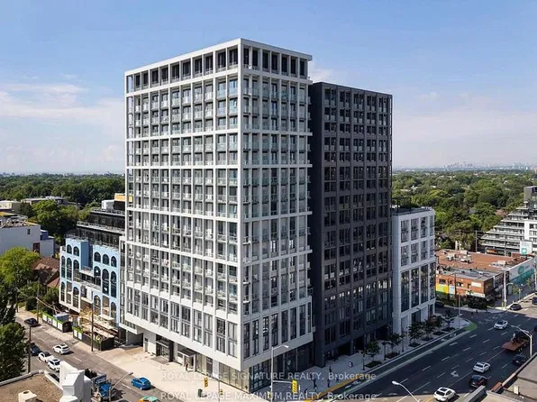 2020 Bathurst St, Toronto, ON