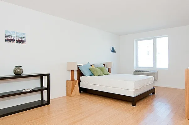 Sold by Nest Seekers International | media 10