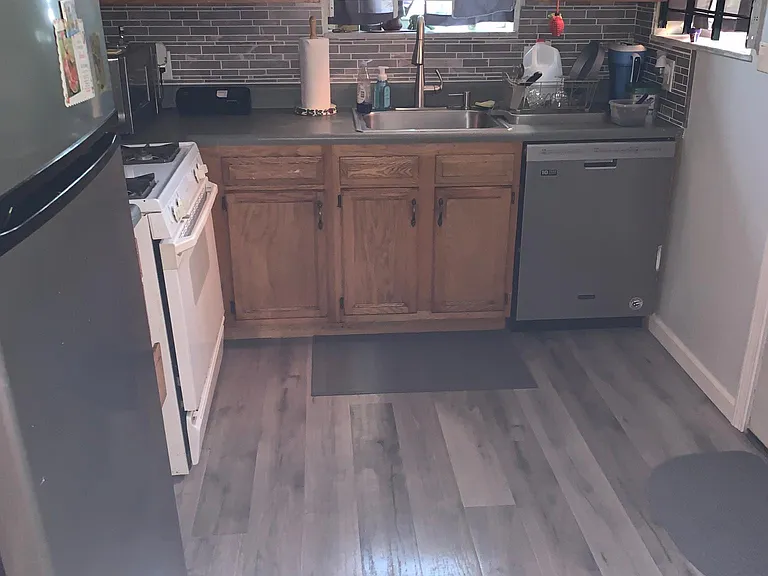 241 Chesterfield Rd — Photo 9