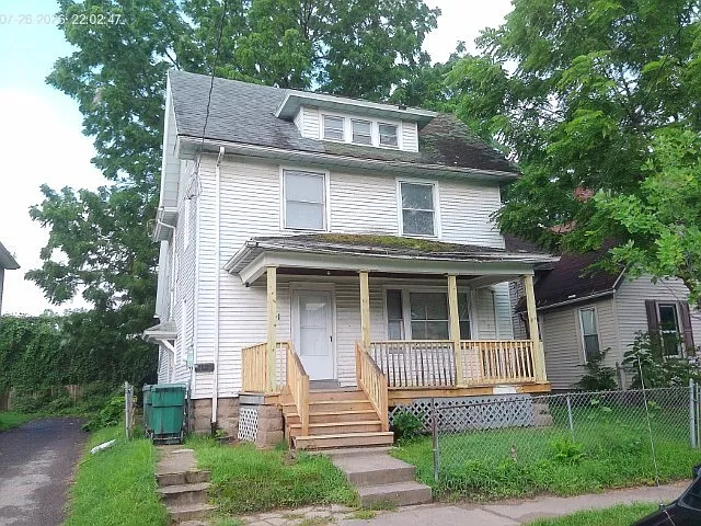 41 Doran St