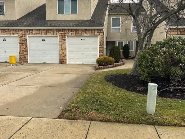 65 Sandra Rd, Voorhees, NJ 08043